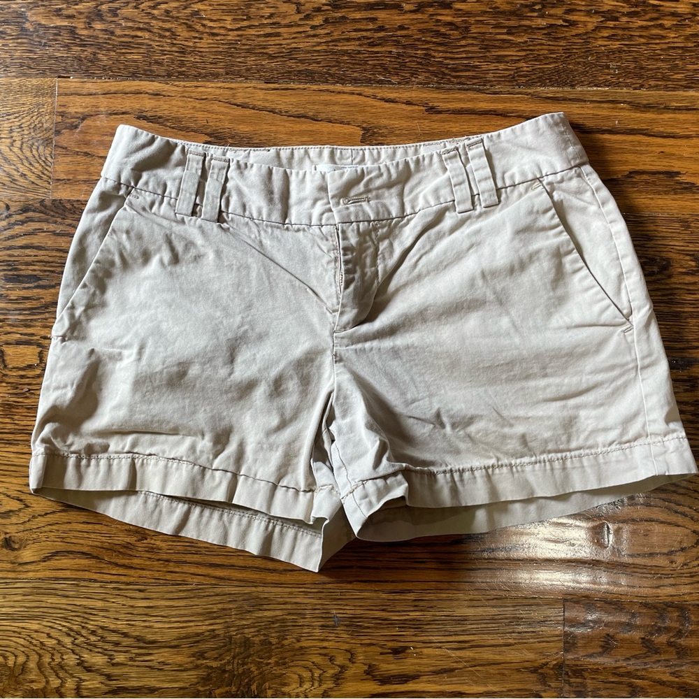 LOFT Women's Tan/khaki Shorts, size 2